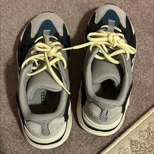 Yeezy Waverunners 700